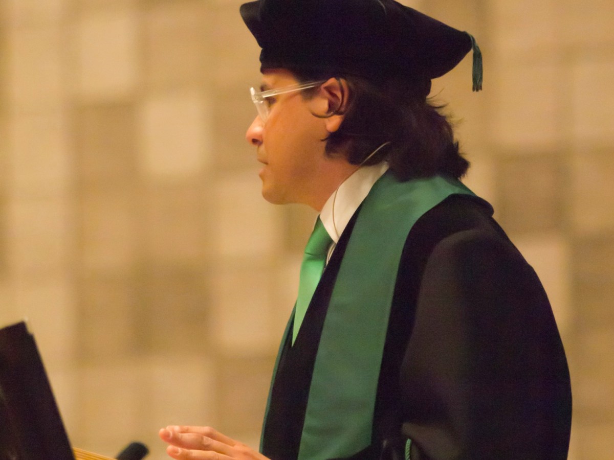 “EXPERTO”, “DOCTOR”… La DOCTORITIS EN&nbsp;COLOMBIA